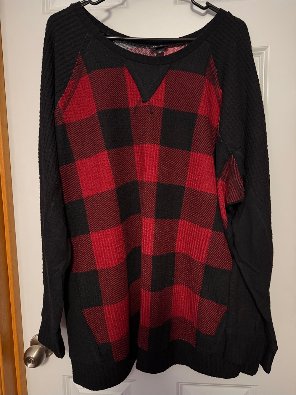 torrid 4x Red and Black Buffalo Plaid Crewneck Sweater